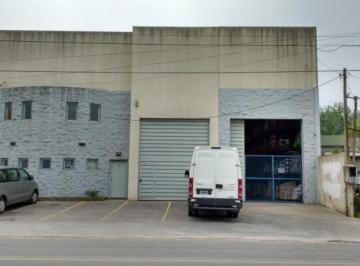 Local comercial · 615m² · 6 Ambientes · 1 Cochera · Local - Villa Elisa