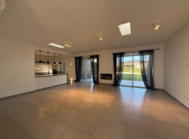 Casa en alquiler en El Canton / Puerto · 5 ambientes
