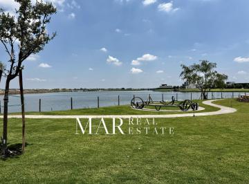 Departamento · 178m² · 4 Ambientes · 2 Cocheras · Penthouse en Duplex Venta 3 Suites con Piscina Privada y Salida Al Lago Central Oceana Nordelta