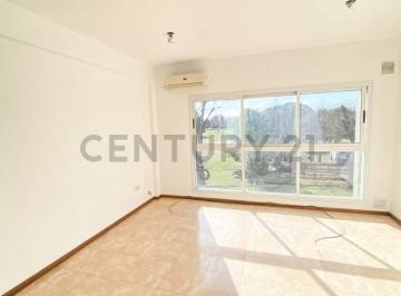 Departamento · 42m² · 2 Ambientes · 1 Cochera · Departamento en Alquiler 26 Entre 66 y 67 Frente Pque. Castelli - La Plata