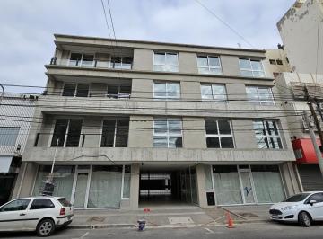 Local comercial · 133m² · 1 Ambiente · Alquiler - Local Comercial - Centro Neuquen Capital