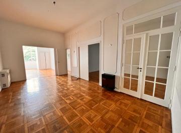 Departamento · 155m² · 4 Ambientes · Excelente 4 Ambientes en Venta Recoleta
