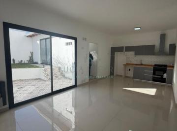 Departamento · 184m² · 5 Ambientes · 1 Cochera · Casa en PH