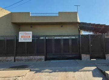 Casa de 3 ambientes, Moreno · Casa con Local Sobre Ruta 23. Excelentes Accesos