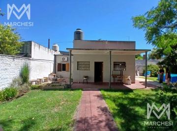 PH de 3 ambientes, Quilmes · Casa de 350 m² con 3 Amb. y Gran Parque