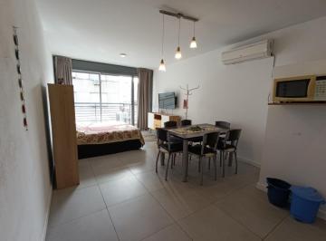 Departamento · 36m² · 1 Ambiente · Alquiler Temporario Monoambiente Amoblado C/balcón y Amenities - Carlos Calvo 1600 - San Cristobal