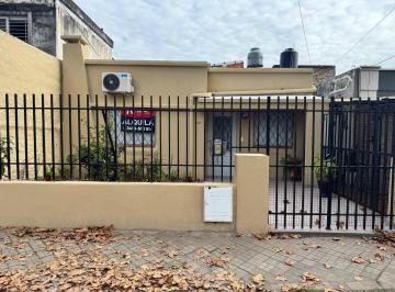 Casa · 128m² · 4 Ambientes · 1 Cochera · Casa en Belgrano