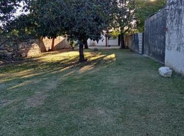 Casa · 110m² · 7 Ambientes · 2 Cocheras · Casa 3 Dorm. Gran Terreno
