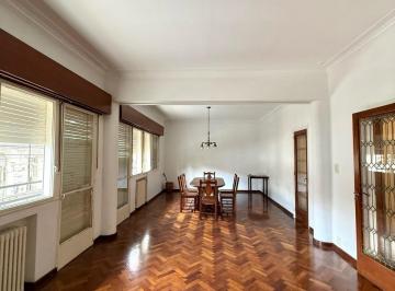 Casa · 190m² · 9 Ambientes · 2 Cocheras · Exclusiva Unidad Estilo Casa