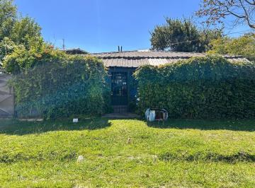 Casa · 80m² · 3 Ambientes · 1 Cochera · Casa en Venta Berazategui