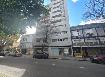 Departamento · 60m² · 3 Ambientes · Semipiso en Venta
