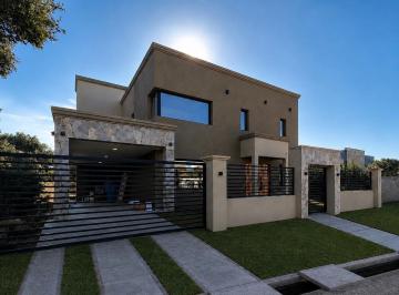 Casa de 6 ambientes, San Rafael · Venta Exclusiva – Casa a Estrenar en Barrio Privado | San Rafael, Mendoza.