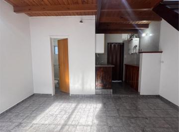 Dúplex de 2 ambientes en alquiler
Se ofrece en alquiler un dúplex de dos ambien · En Alquiler Duplex 2 Ambientes Semi Céntrico Tandil
