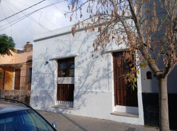 Casa de 5 ambientes, Córdoba · Casa/local en Barrio Alberdi con Renta!