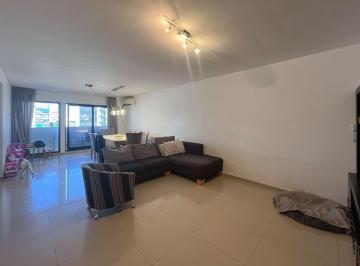Departamento · 99m² · 5 Ambientes · 1 Cochera · Departamento de 3 Dorm. con 2 Baños y Cochera en El Centro