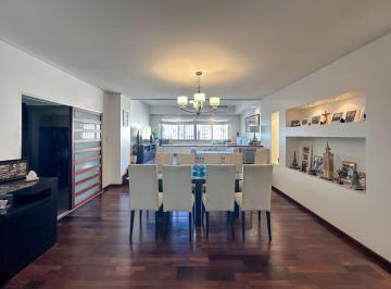 Departamento · 273m² · 7 Ambientes · 1 Cochera · Departamento Piso Exclusivo de 3 Dorm. con 3 Baños y Cochera