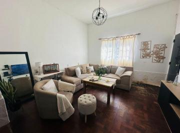 Casa · 395m² · 6 Ambientes · Venta Florida Este Casa Lote Propio y PH en Block