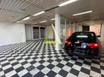Local comercial · 520m² · Local en San Fernando (Centro)