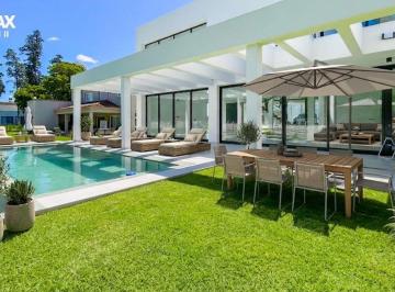 Casa · 300m² · 6 Ambientes · 2 Cocheras · Casa en Vta. Greenville Polo Resort Hudson