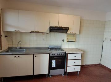 Departamento · 93m² · 6 Ambientes · Departamento en Alquiler