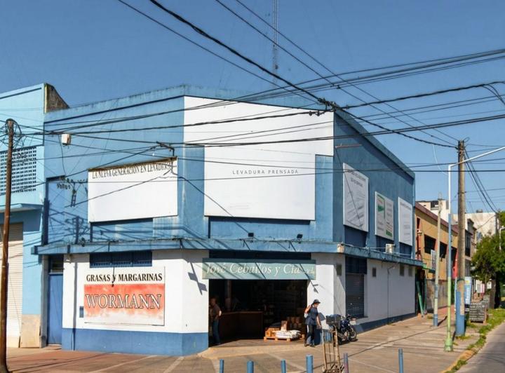 Bodega-Galpón · 410m² · 6 Ambientes
