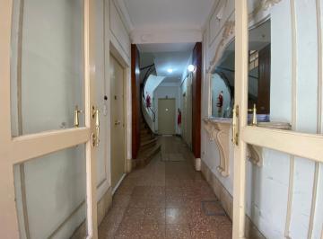 Departamento · 35m² · 2 Ambientes · Venta Departamento 2 Ambientes Segundo Piso por Escalera en Almagro