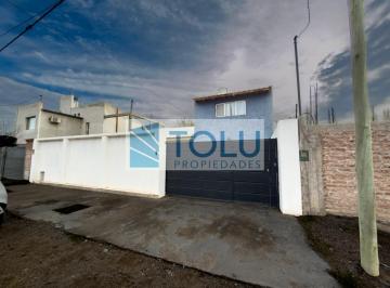 Casa · 152m² · 5 Ambientes · 1 Cochera · Venta Casa en Plottier Barrio Ecor Ii - 3 Dorm. Cochera Patio