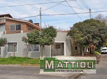 Casa de 3 ambientes, Quilmes · Casa en Venta