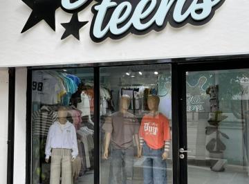 Fondo de comercio en Venta  Sarmiento I · Vendo Fondo de Comercio Tienda.
