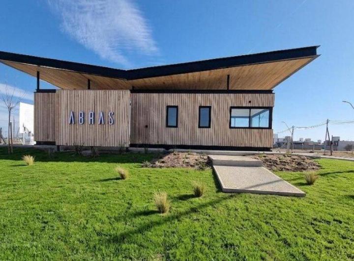 Terreno · 300m²