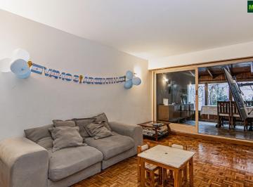 Departamento · 66m² · 4 Ambientes · 1 Cochera · 4 Ambientes con Coch. Recoleta - Venta