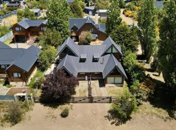 Casa · 288m² · 10 Ambientes · Casa Mas Cabañas en Venta