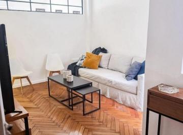 Departamento · 41m² · 2 Ambientes · Venta Luminoso Departamento 2 Ambientes con Balcon– Recoleta