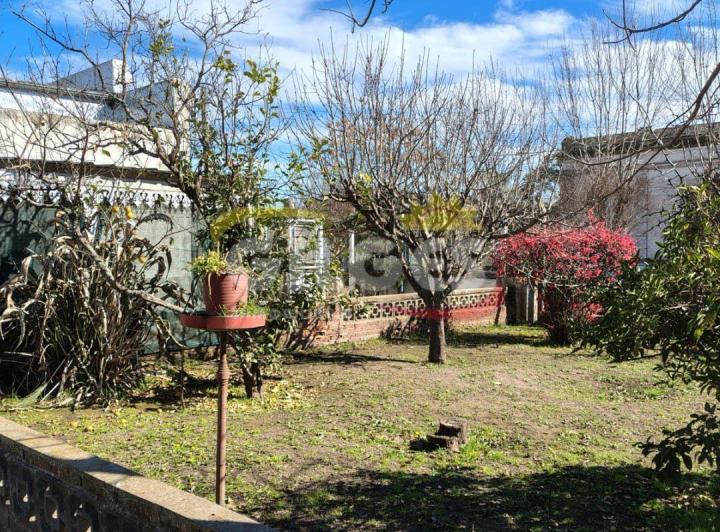 Casa · 90m² · 3 Ambientes · 1 Cochera