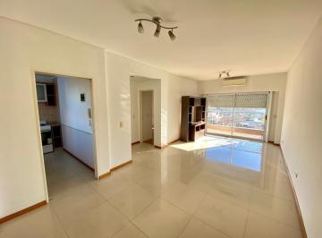Departamento · 50m² · 2 Ambientes · 1 Cochera · Departamento - Banfield Este