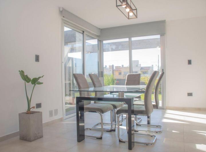 Casa · 113m² · 4 Ambientes · 1 Cochera