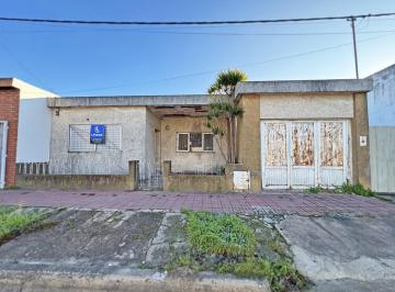 Casa · 150m² · Vivienda a Reciclar