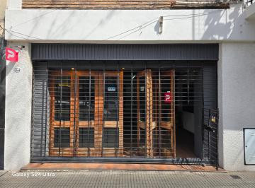 Frente local CON REJA · Dueño Directo Vende Local en Centro Comercial. Opcion Alquiler: Consultar