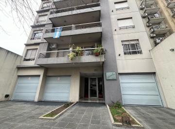 Departamento · 39m² · 2 Ambientes · 1 Cochera · 2 Ambientes con Cochera Departamento en Alquiler - Moron Sur