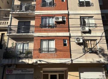 Departamento de 2 ambientes, Tres de Febrero · Departamento de 2 Ambientes de 45 m² en Caseros
