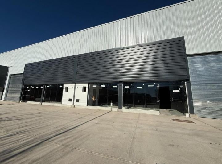 Bodega-Galpón · 720m²