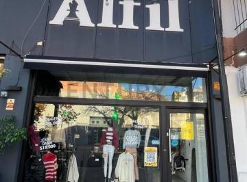 Fondo de comercio · 35m² · 1 Ambiente · Venta - Fondo de Comercio - Alfil - Tienda de Ropa