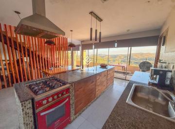 Casa · 128m² · 2 Ambientes · 2 Cocheras · Casa Tipo Loft Vistas a Las Sierras Terrazas de Villa Allende