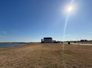 Terreno · 1002m² · Lote Al Lago en Venta en Amarras - Puertos