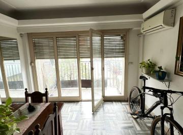 Departamento de 4 ambientes, Parque Chacabuco · Departamento de 85 m² con 3 Habitaciones y 2 Baños en Venta en Parque Chacabuco