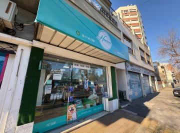 Local comercial · 60m² · Fondo de Comercio en Venta, Pet Shop en San Isidro Centro, 60 m² Totales, 6 Años de Trayectoria