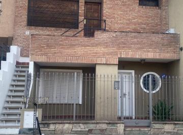 Casa en Alquiler de 5 ambientes Villa Cabrera · Casa en Alquiler en Planta Alta Villa Cabrera