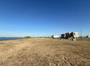 Terreno · 1005m² · Lote Al Lago en Venta en Amarras - Puertos