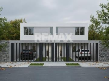 Casa · 81m² · 3 Ambientes · Venta Duplex en Barrio Fulciniti Centenario