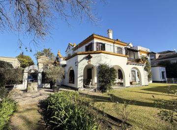 Casa · 463m² · 4 Dormitorios · 4 Cocheras · Casa en San Isidro
